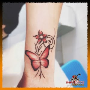 Tatuaje acuarela, tatuaje para mujer, Mariposa
